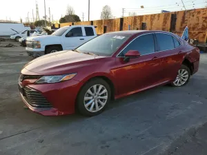 Toyota Camry L 2.5L 4 2018