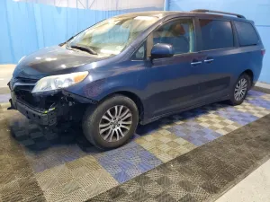 Toyota Sienna 3.5L 6 2018