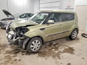 Kia Soul + 2.0L 4 2013