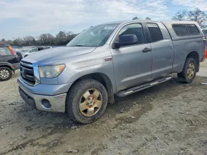 Toyota Tundra DOUBLE CAB SR5 5.7L 8 2012