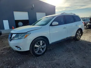 Nissan Pathfinder S 3.5L 6 2013