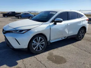 Toyota Venza LE 2.5L 4 2024