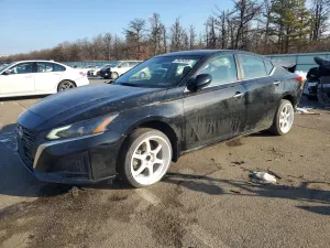 Nissan Altima SV 2.5L 4 2024