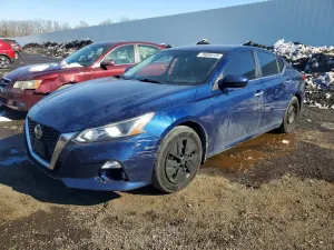 Nissan Altima S 2.5L 4 2020