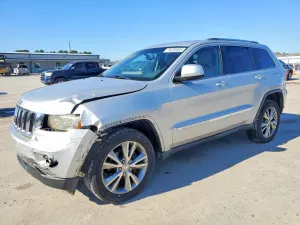 Jeep Grand Cherokee LAREDO 3.6L 6 2013