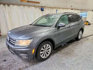 Volkswagen Tiguan S 2.0L 4 2018