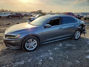 Volkswagen Passat SE 2.0L 4 2020