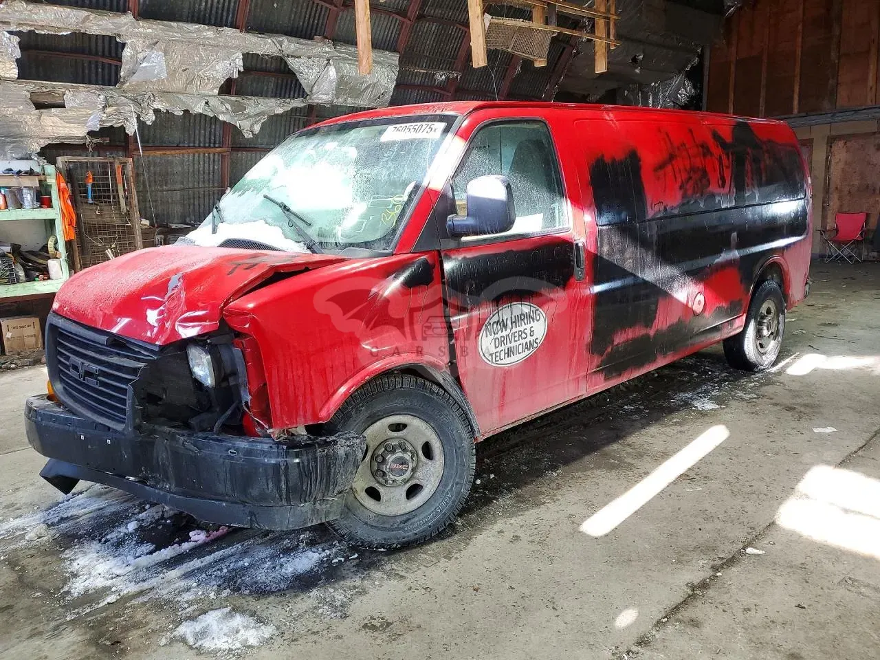 GMC Savana G3500 6.0L 8 2017