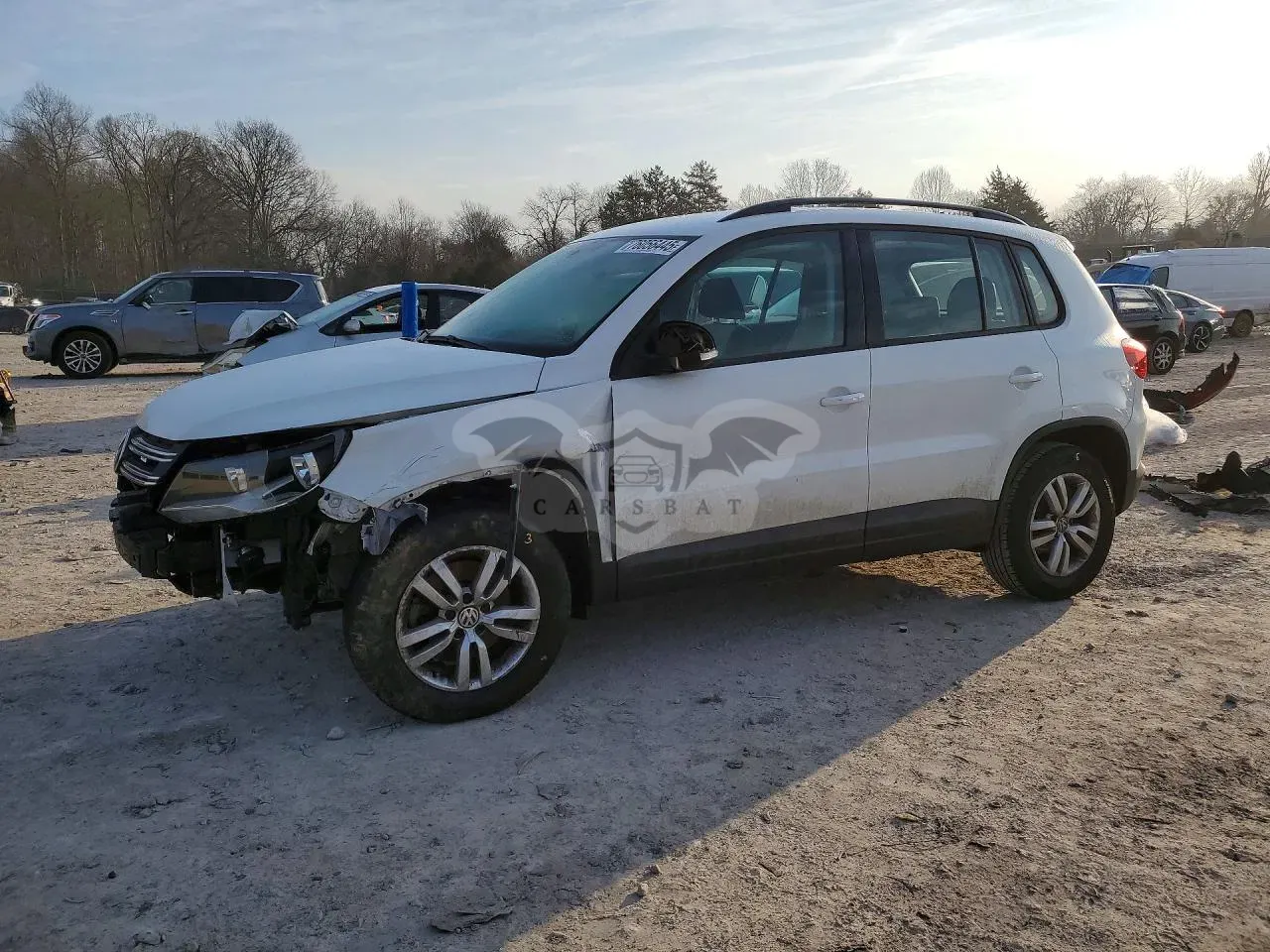 Volkswagen Tiguan S 2.0L 4 2017