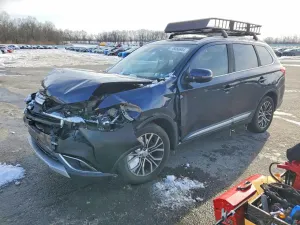 Mitsubishi Outlander SE 2.4L 4 2017