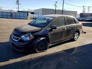 Nissan Versa S 1.8L 4 2010