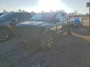 Nissan Titan S 5.6L 8 2011
