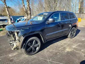 Jeep Grand Cherokee LAREDO 3.6L 6 2015