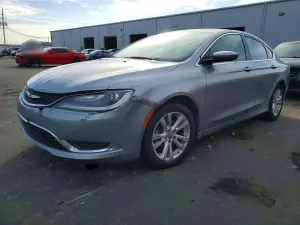Chrysler 200 LIMITED 2.4L 4 2015