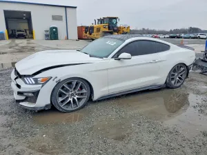 Ford Mustang 3.7L 6 2015