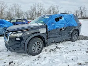 Nissan Pathfinder SV 3.5L 6 2022
