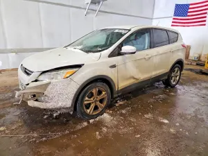 Ford Escape SE 1.6L 4 2015