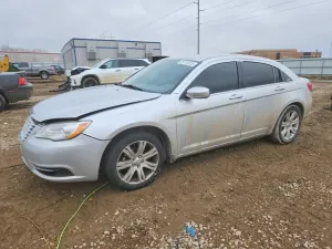 Chrysler 200 LX 2.4L 4 2012