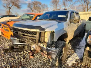 Chevrolet Silverado 1500 K2500 HEAVY DUTY LTZ 6.6L 8 2011