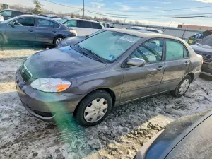 Toyota Corolla CE 1.8L 4 2005