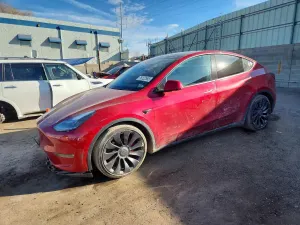 Tesla Model Y 2025