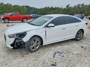 Hyundai Sonata LIMITED 2.4L 4 2019