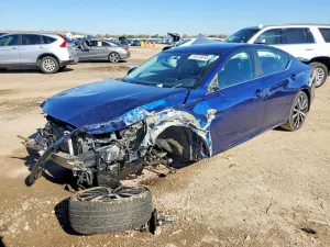 Nissan Altima 2.5L 4 2019