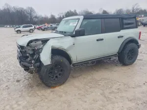 Ford Bronco BASE 2.3L 4 2021