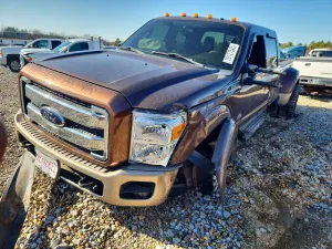 Ford F-450 SUPER DUTY 6.7L 8 2012