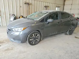 Nissan Versa SV 1.6L 4 2025