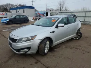 Kia Optima LX 2.4L 4 2012