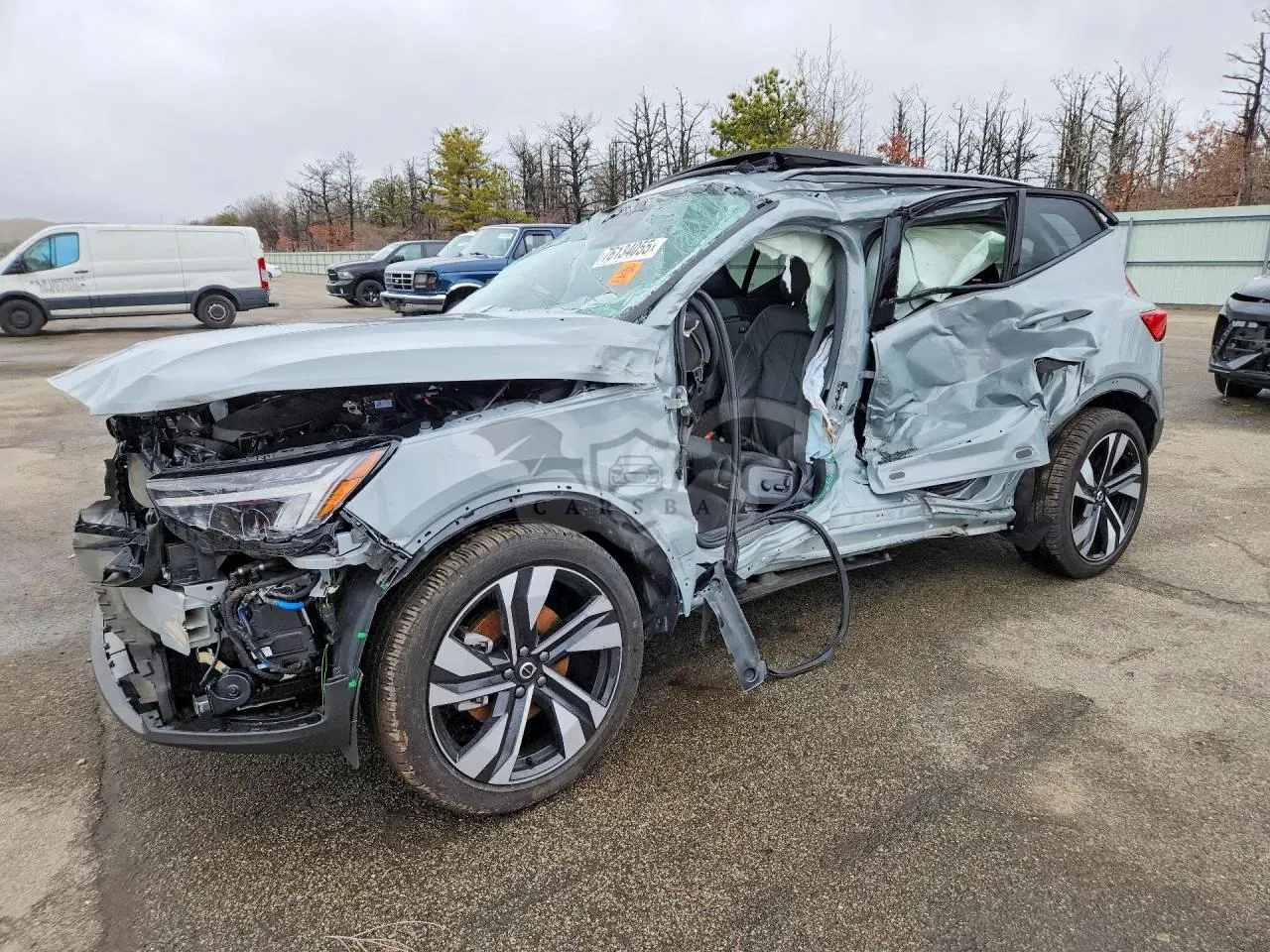 Volvo XC40 2.0L 4 2024