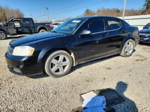 Dodge Avenger SE 2.4L 4 2013