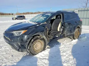 Toyota Rav4 LE 2.5L 4 2017