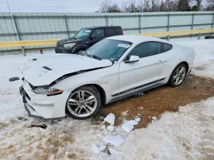 Ford Mustang 2.3L 4 2018