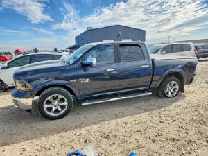 RAM 1500 LARAMIE 5.7L 8 2015