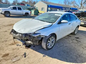 Chrysler 200 C 2.4L 4 2015