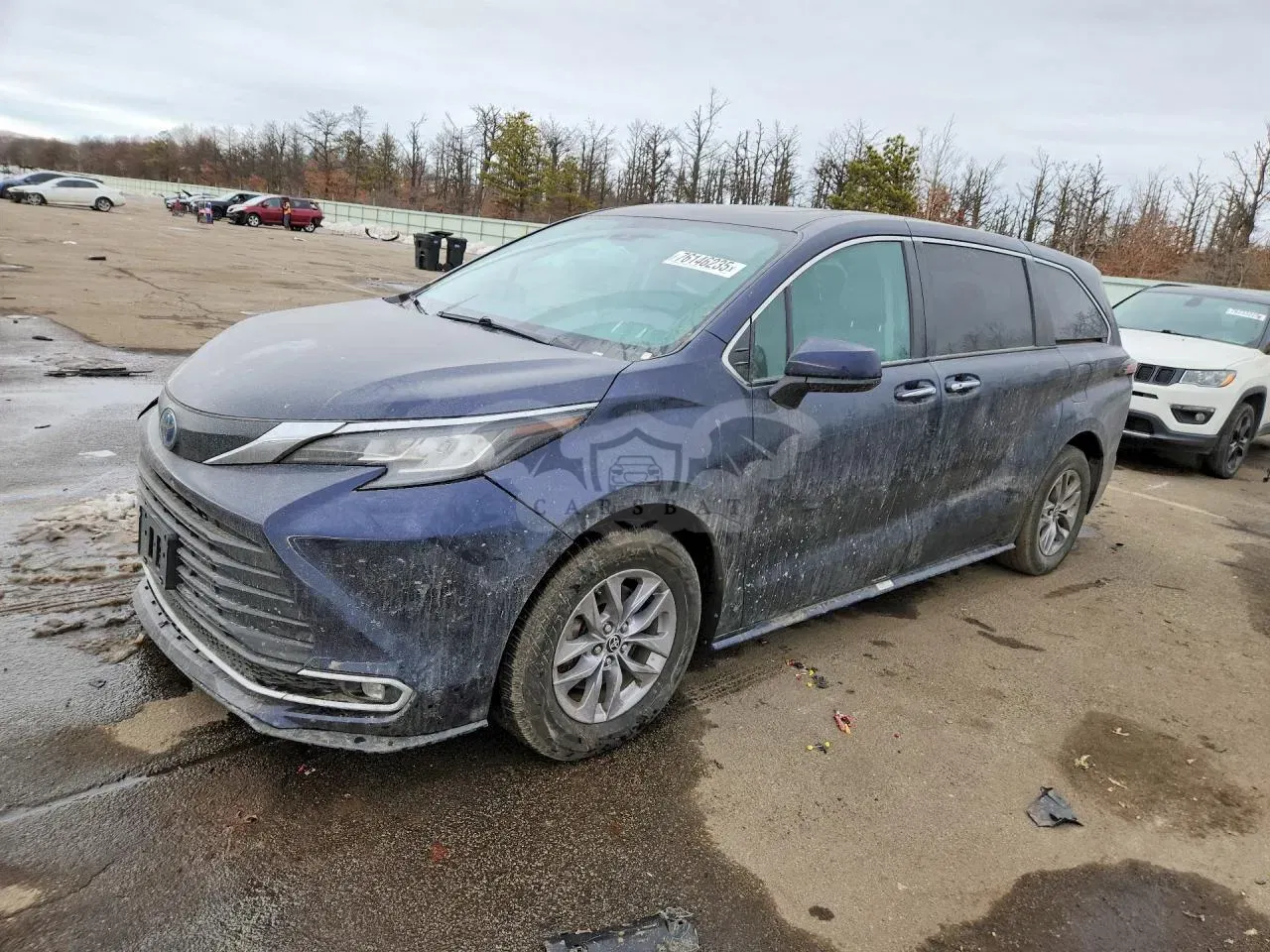 Toyota Sienna XLE 2.5L 4 2022