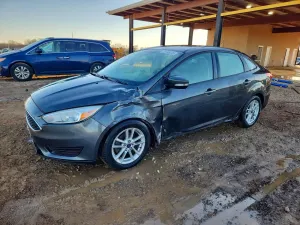Ford Focus SE 2.0L 4 2016