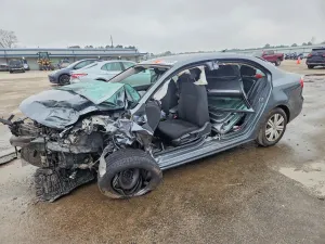 Volkswagen Jetta TDI 2 L 4 2015