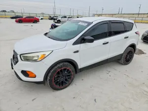Ford Escape S 2.5L 4 2017