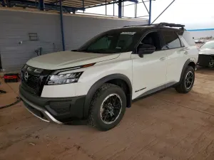 Nissan Pathfinder SV 3.5L 6 2023