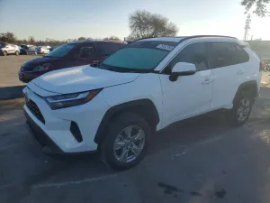 Toyota Rav4 XLE 2.5L 4 2023