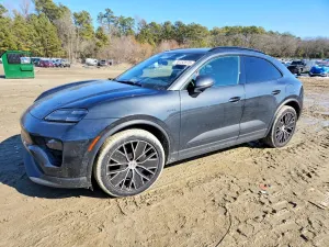 Porsche Macan 4 U 2025