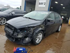 Ford Focus SE 2.0L 4 2017