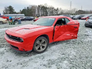Dodge Challenger SXT 3.6L 6 2020