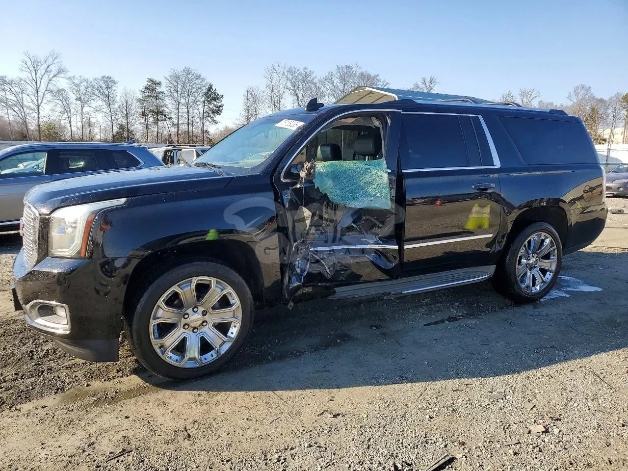 GMC Yukon DENALI 6.2L 8 2016
