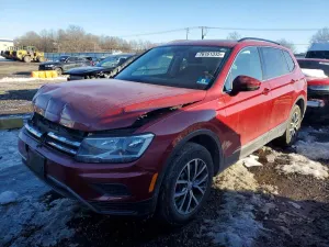 Volkswagen Tiguan SE 2.0L 4 2020