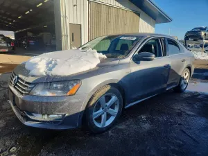 Volkswagen Passat S 1.8L 4 2015