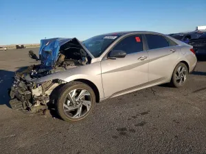 Hyundai Elantra LIMITED 1.6L 4 2025